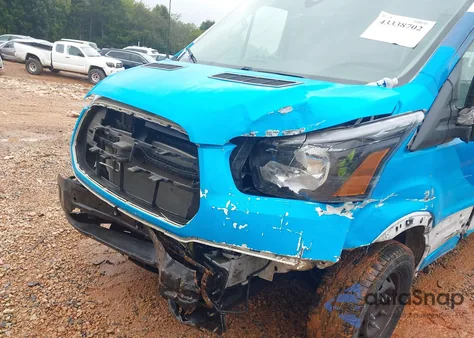 2019 Ford Transit-250 из США, поврежденный, VIN 1FTYR2CM7KKB23630